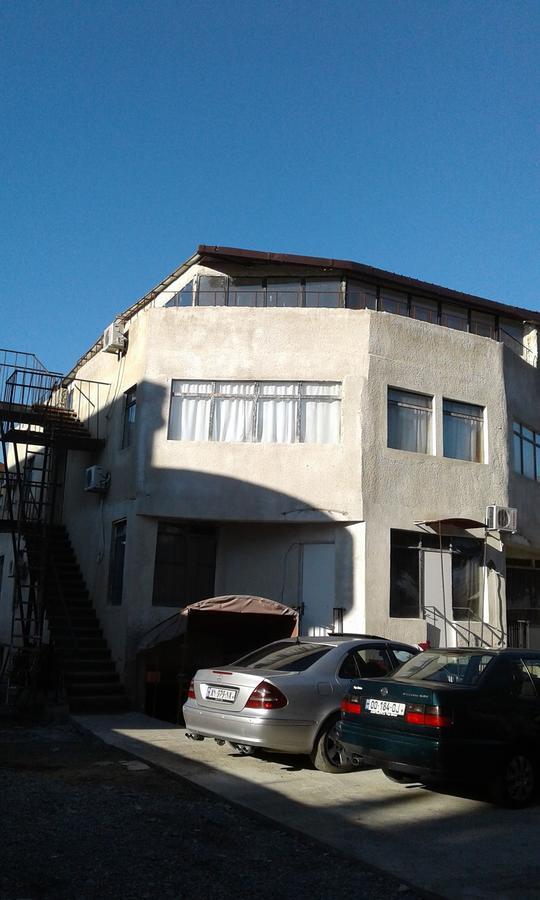 Guesthouse Star Georgia Tbilisi Zewnętrze zdjęcie